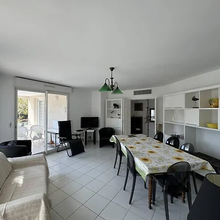 Climatise En Centre-ville De - Fr-1-100-356 Apartment Cavalaire-sur-Mer